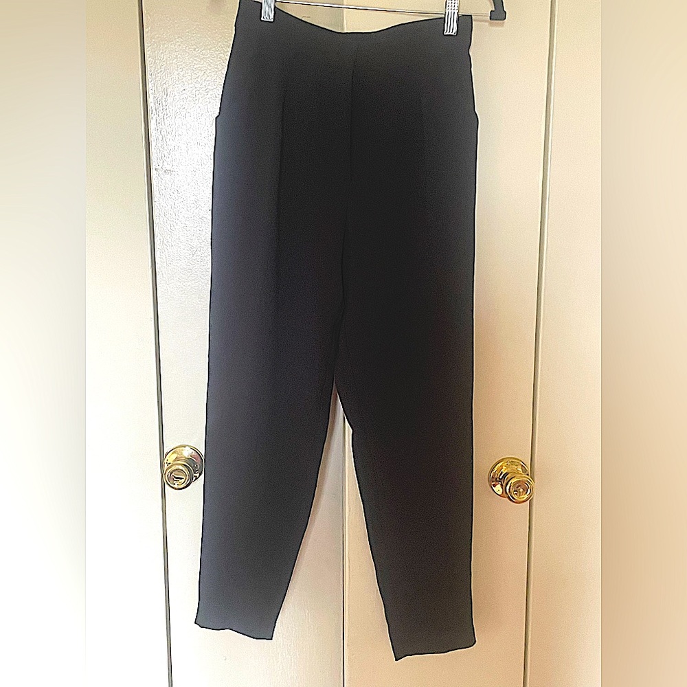 Black Dress pants in crepe. H&M. Used once.